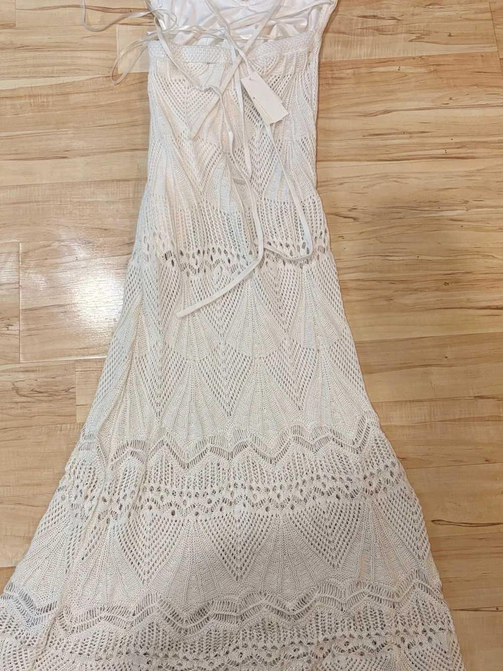 Abercrombie & Fitch lightweight crochet